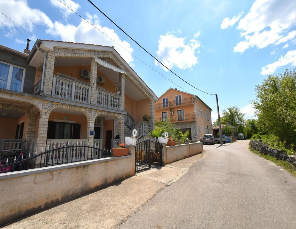 Apartment Hajdi Malinska Exterior photo